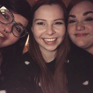 Meet your Posher, Adrienne